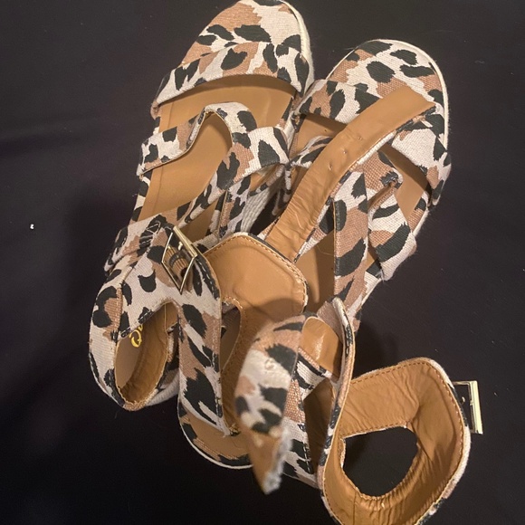 Qupid Heel Wedges - Picture 1 of 1